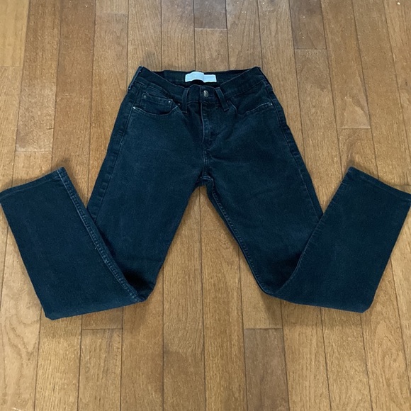 Signature Gold by Levi Strauss Slim Black Jeans - 28x30 - Picture 3 of 8